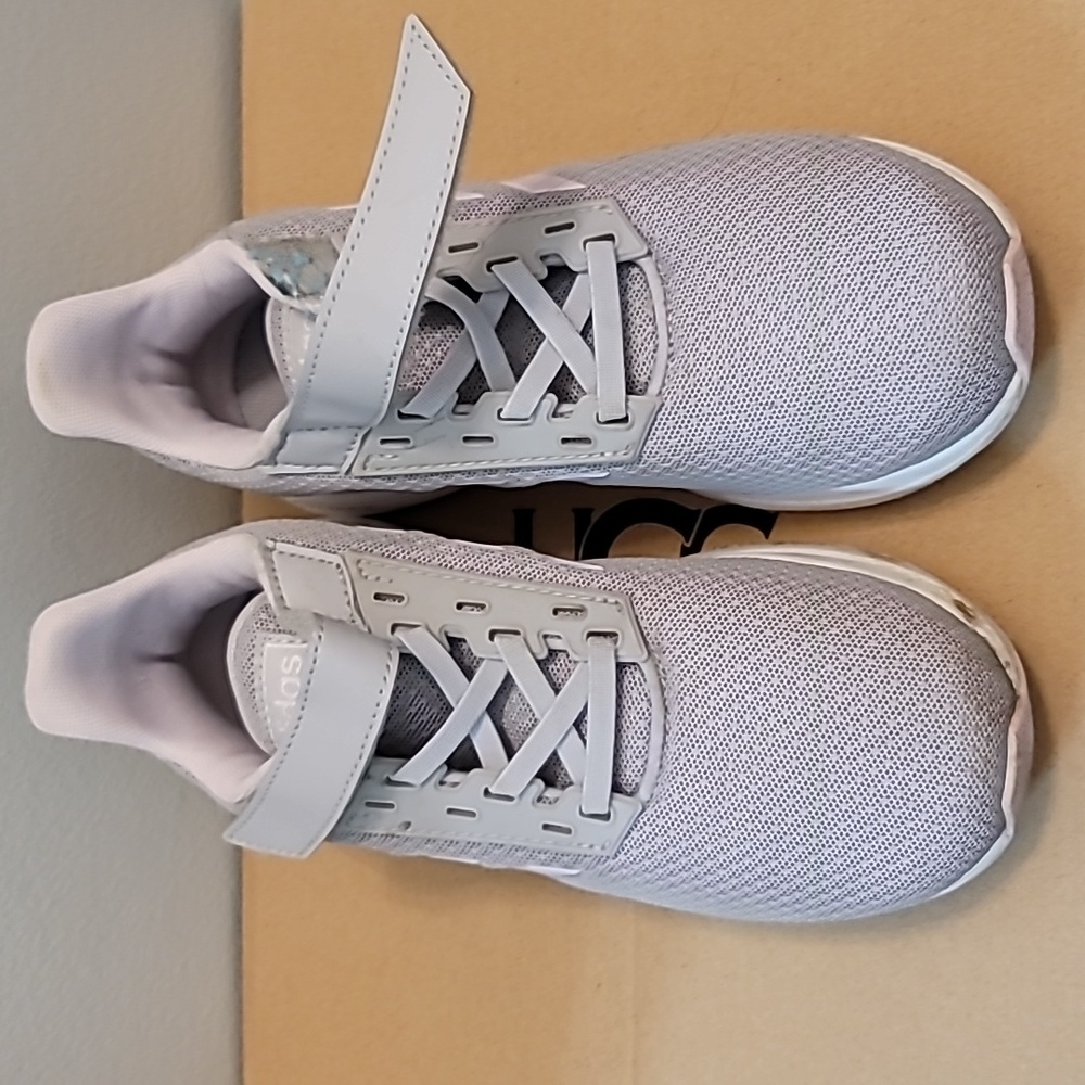 Adidas kids shoes size 1.5